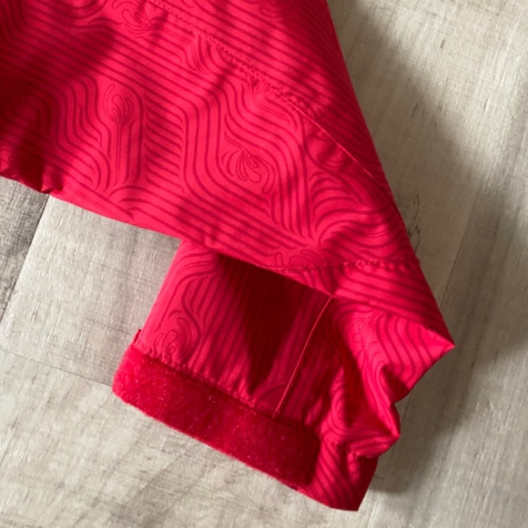 Helly Hansen Waterproof Jacket - Picture 7 of 9